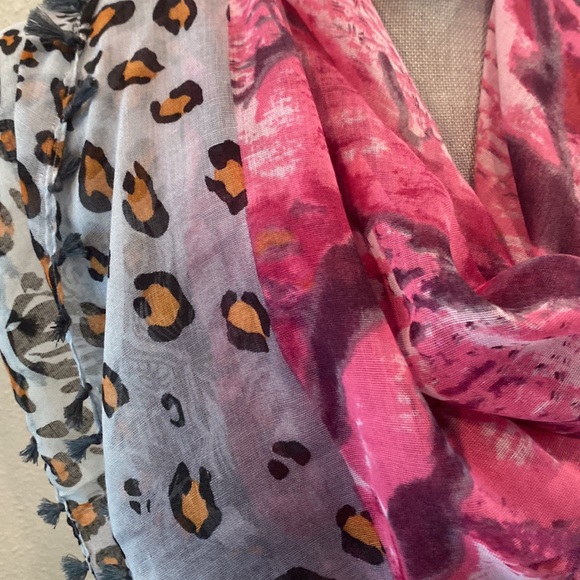 WOMEN'S SCARF 35x35 - Picture 5 of 7